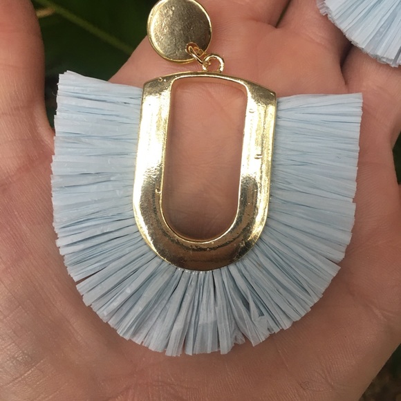 Ellie raffia earrings in blue ice - Picture 6 of 6